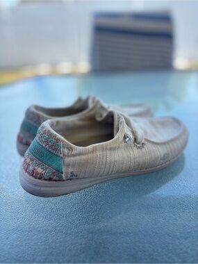 Hey Dude Beige Canvas Slip-On Sneakers with Teal Heel Accent Wendy Flora